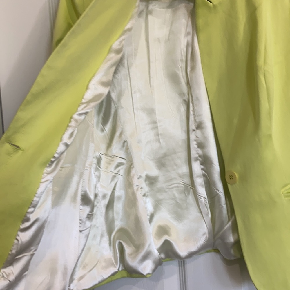 Women jacket - Picture 3 of 4